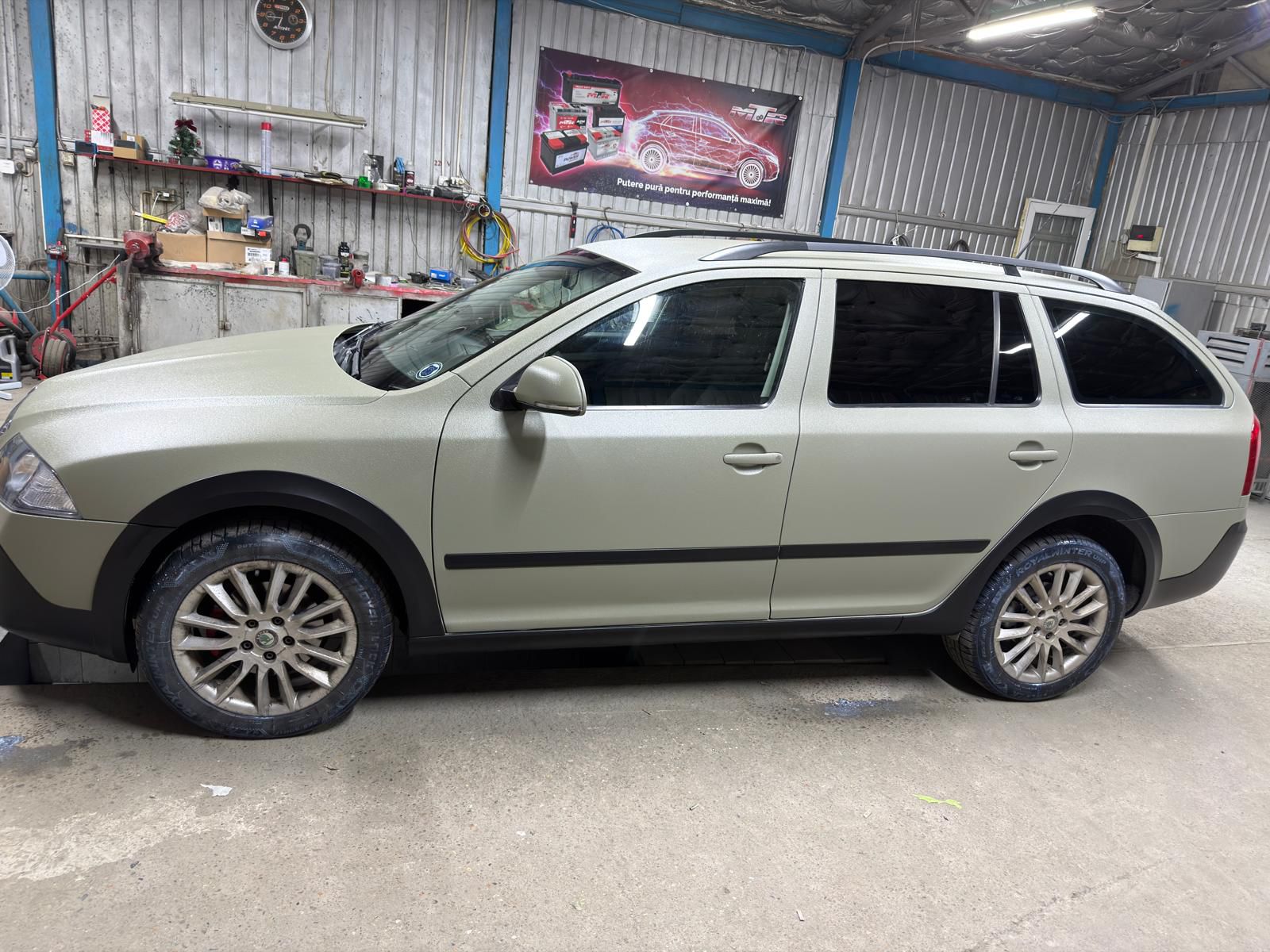 WhatsApp Image 2025-12-12 at 09.31.21